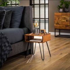 Fraaai Quinten nachtkastje / bijzettafel